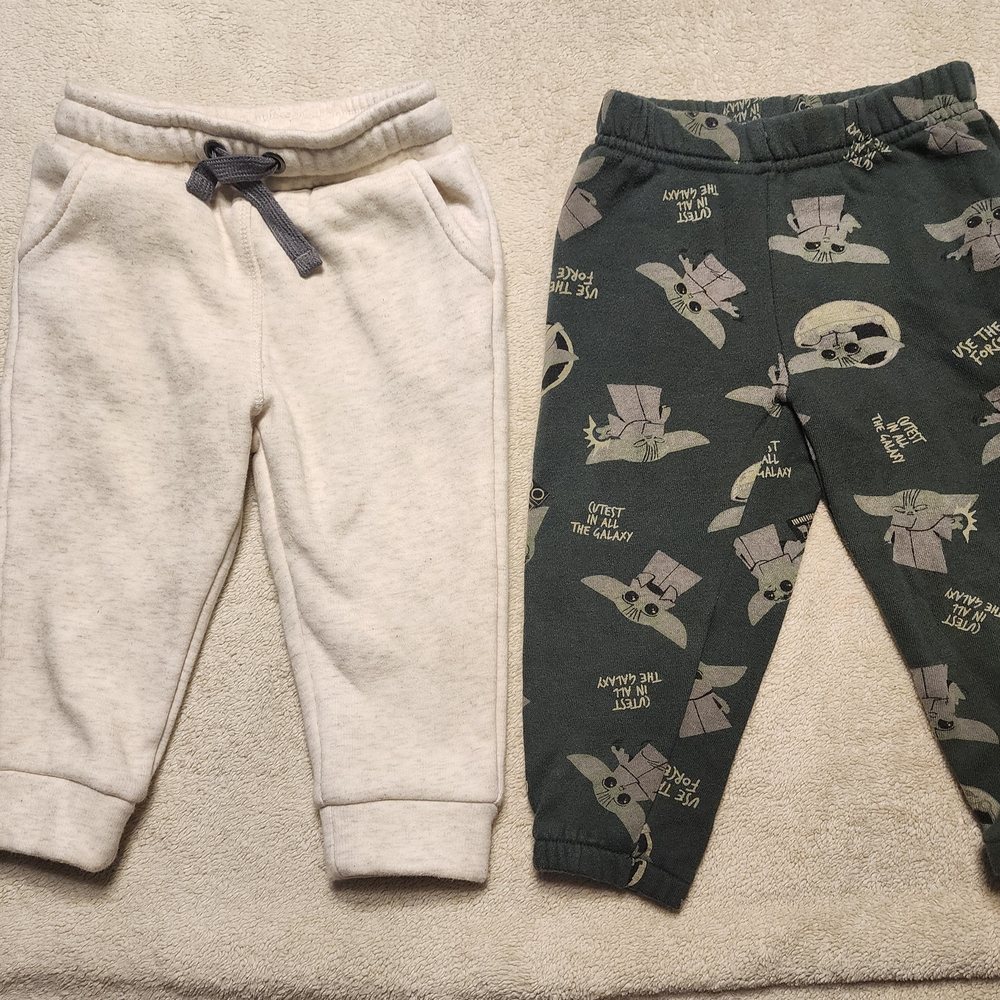 Kids Cozy Cream and Green JoggerSet One is Cat And Jack And Stars Wars Size 18M